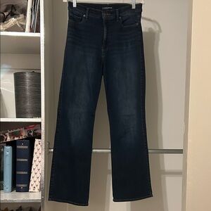 Lucky Brand womens uni fit size 4 boot cut jeans